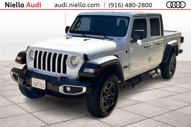 2023 Jeep Gladiator Sport 4WD photo