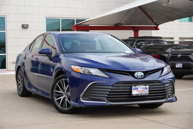 2023 Toyota Camry Hybrid XLE FWD photo