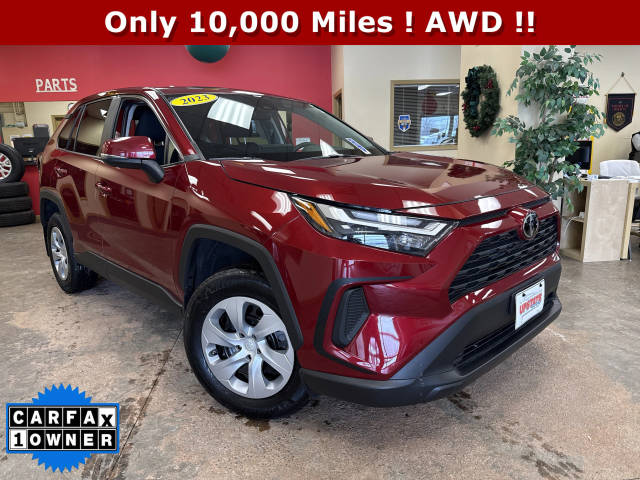 2023 Toyota RAV4 LE AWD photo