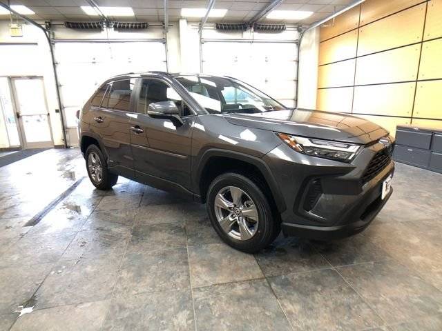 2023 Toyota RAV4 Hybrid XLE AWD photo