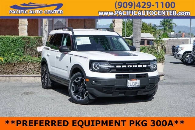 2023 Ford Bronco Sport Outer Banks 4WD photo