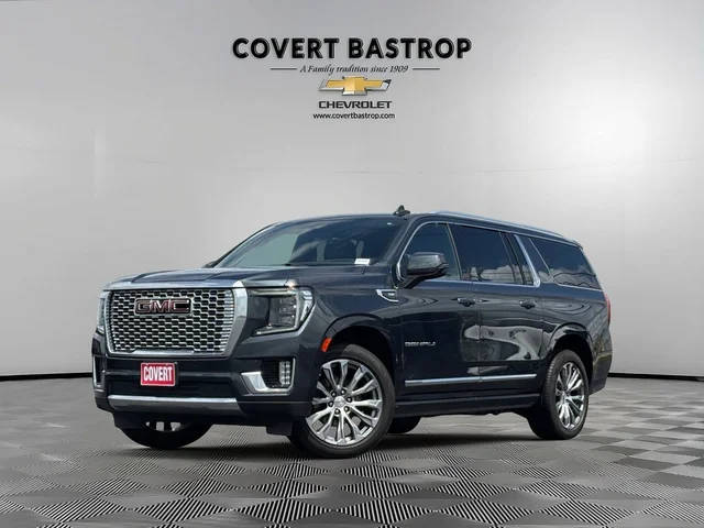 2022 GMC Yukon XL Denali RWD photo