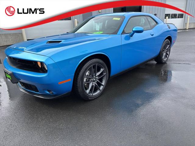 2023 Dodge Challenger SXT AWD photo