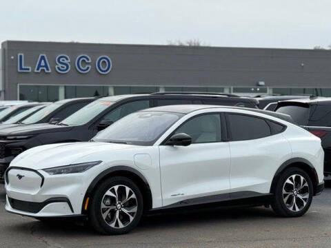 2023 Ford Mustang Mach-E Premium AWD photo