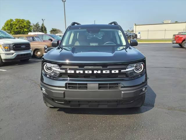 2023 Ford Bronco Sport Outer Banks 4WD photo