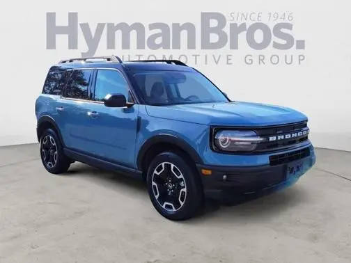 2023 Ford Bronco Sport Outer Banks 4WD photo