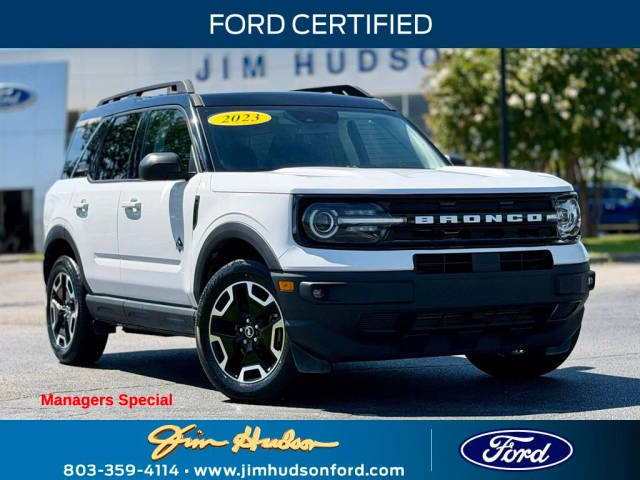 2023 Ford Bronco Sport Outer Banks 4WD photo
