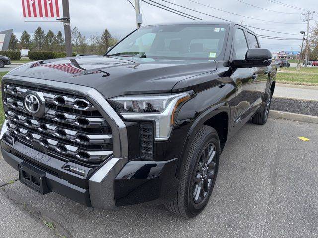 2023 Toyota Tundra Platinum 4WD photo