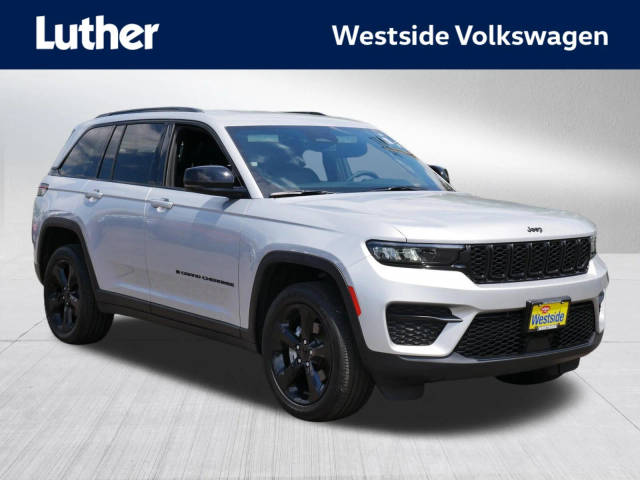 2023 Jeep Grand Cherokee Altitude 4WD photo