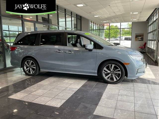 2023 Honda Odyssey Touring FWD photo