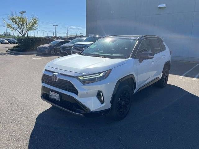2023 Toyota RAV4 Hybrid XSE AWD photo