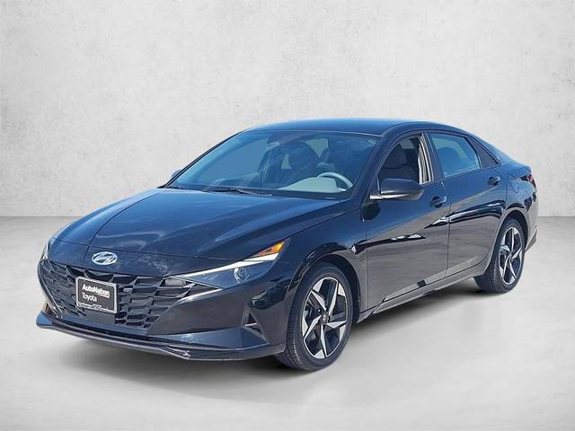 2023 Hyundai Elantra SEL FWD photo