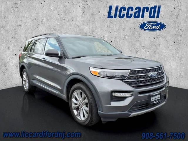 2023 Ford Explorer XLT 4WD photo