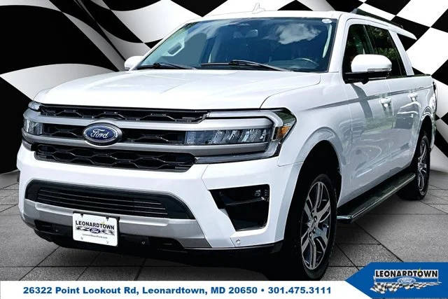 2023 Ford Expedition Max XLT 4WD photo