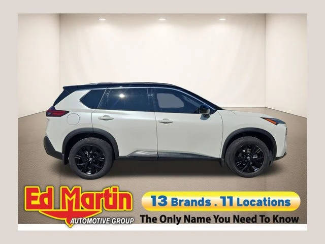 2023 Nissan Rogue SV AWD photo