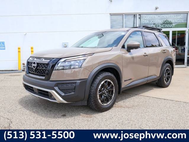 2023 Nissan Pathfinder Rock Creek 4WD photo