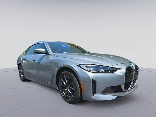 2023 BMW i4 eDrive35 RWD photo