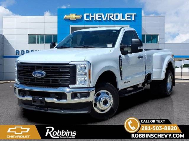2023 Ford F-350 Super Duty XL 4WD photo