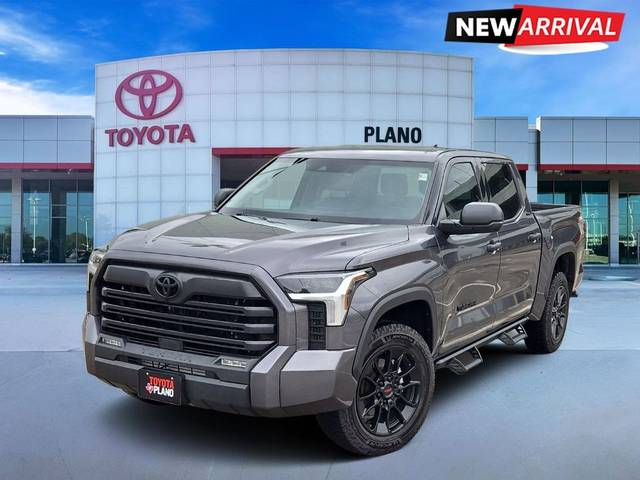 2023 Toyota Tundra SR5 4WD photo