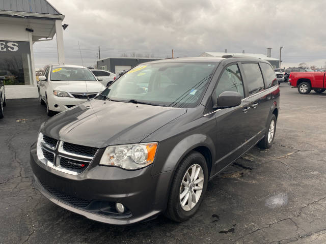 2018 Dodge Grand Caravan SXT FWD photo