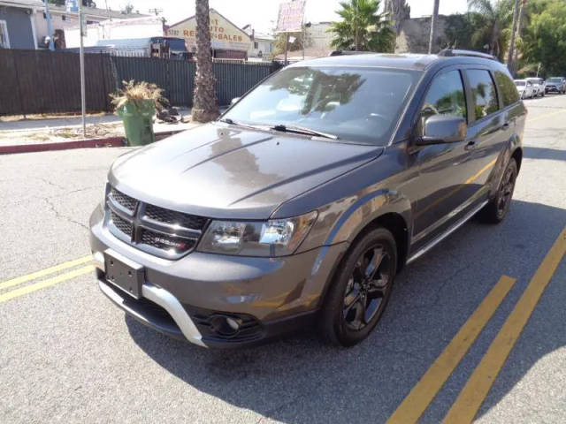 2020 Dodge Journey Crossroad FWD photo