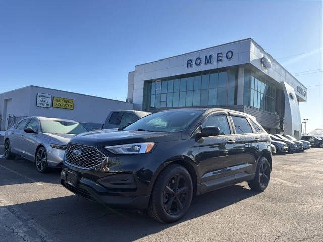 2023 Ford Edge SE AWD photo