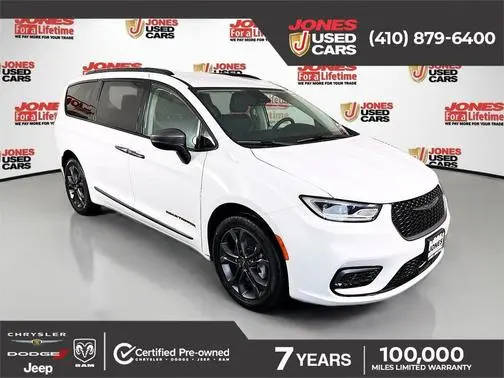 2023 Chrysler Pacifica Minivan Touring L AWD photo
