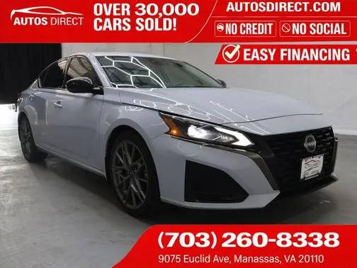 2023 Nissan Altima 2.0 SR FWD photo