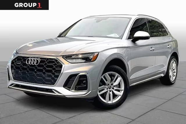 2023 Audi Q5 S line Premium AWD photo