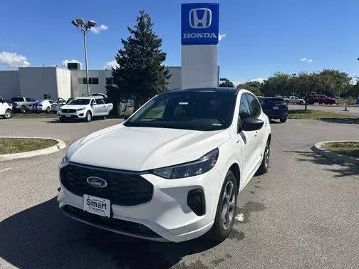 2023 Ford Escape ST-Line AWD photo