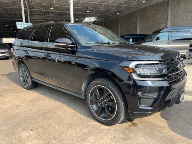2023 Ford Expedition Limited 4WD photo