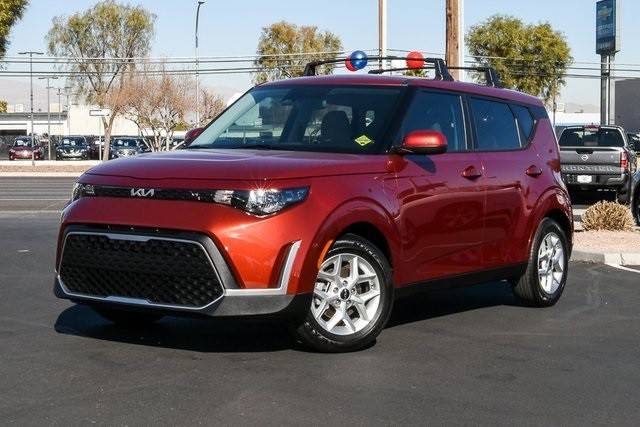 2023 Kia Soul LX FWD photo