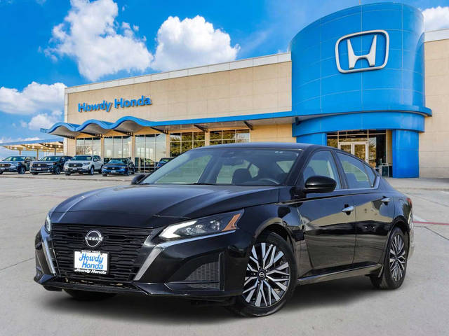 2023 Nissan Altima 2.5 SV FWD photo