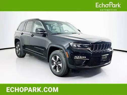 2023 Jeep Grand Cherokee 4WD photo