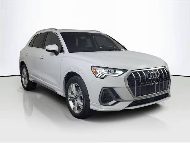 2023 Audi Q3 S line Premium Plus AWD photo