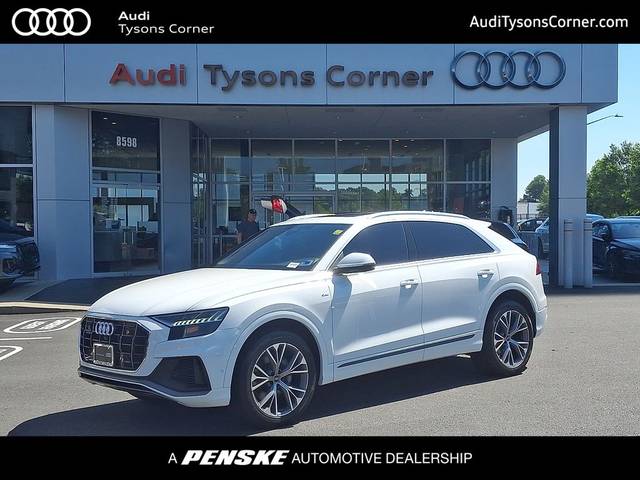 2023 Audi Q8 Premium Plus AWD photo