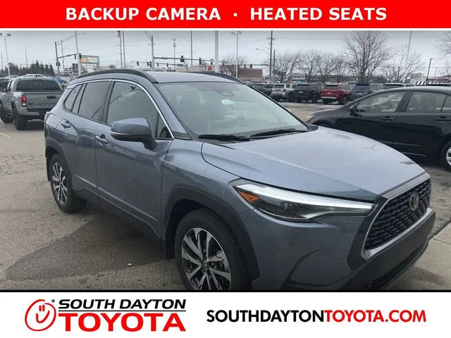 2023 Toyota Corolla Cross XLE FWD photo