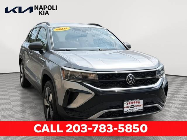 2023 Volkswagen Taos S AWD photo