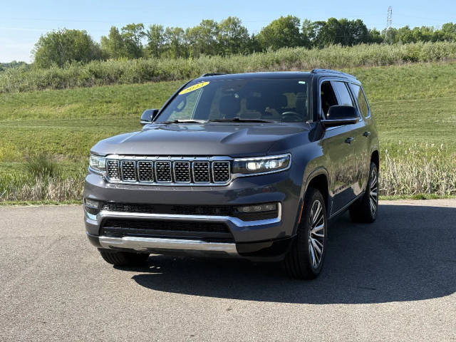 2023 Jeep Grand Wagoneer Series III 4WD photo