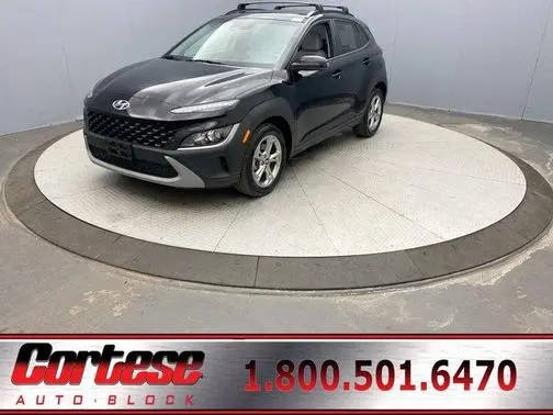 2023 Hyundai Kona SEL AWD photo