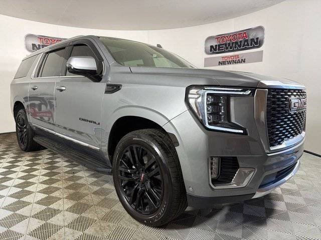 2023 GMC Yukon XL Denali 4WD photo