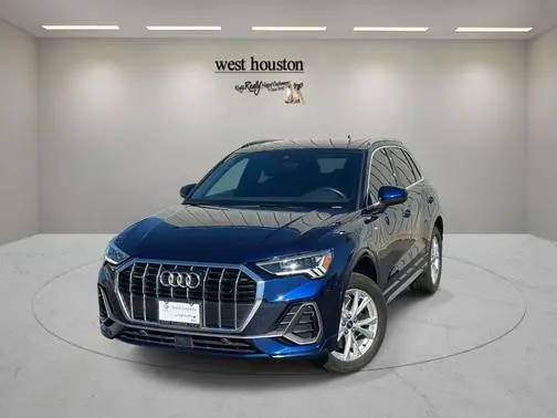 2023 Audi Q3 S line Premium AWD photo