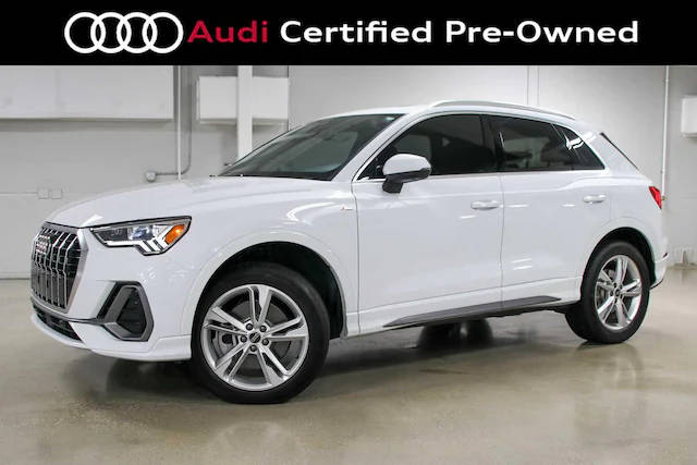 2023 Audi Q3 S line Premium Plus AWD photo