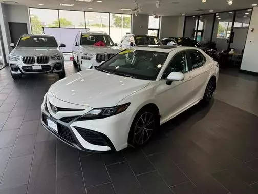 2023 Toyota Camry SE AWD photo