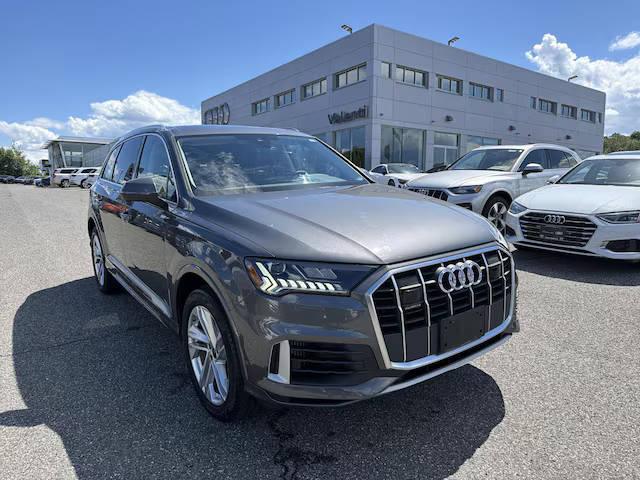 2023 Audi Q7 Premium AWD photo