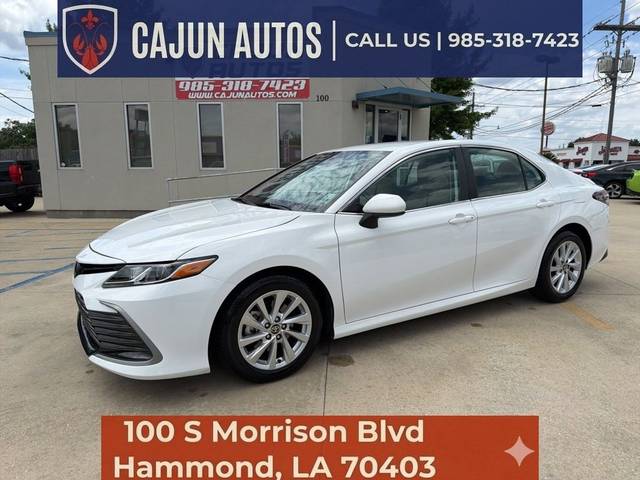 2023 Toyota Camry LE FWD photo