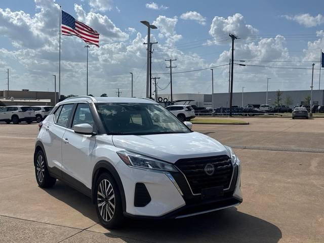 2023 Nissan Kicks SV FWD photo