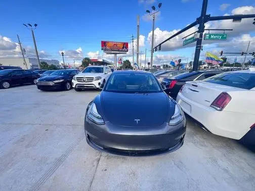 2019 Tesla Model 3 Long Range AWD photo