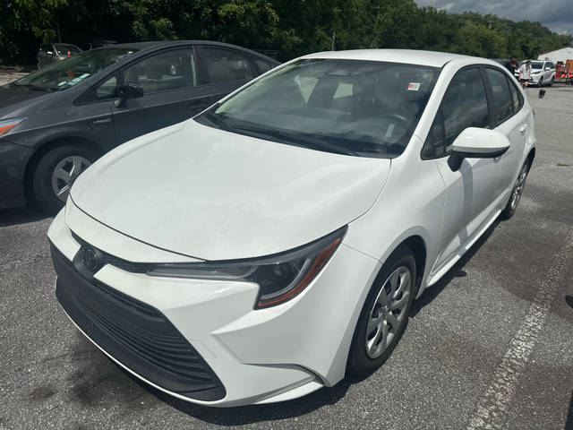 2023 Toyota Corolla LE FWD photo