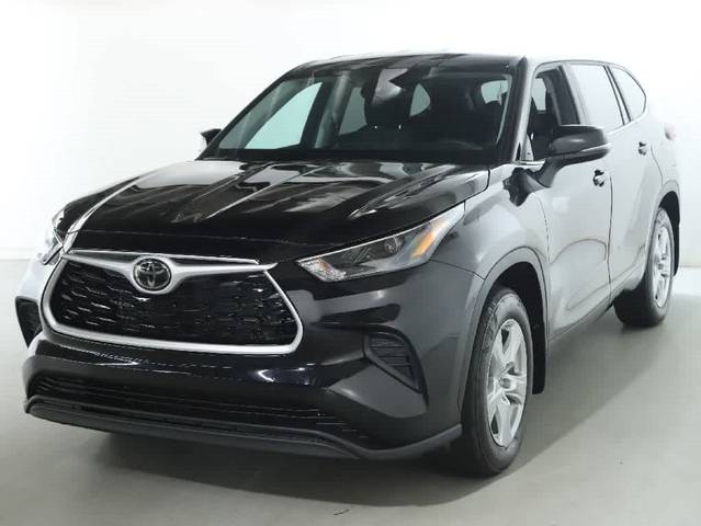 2023 Toyota Highlander L FWD photo